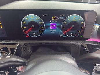 MERCEDES-BENZ A-CLASS A180 AMG Line Executive 5dr Auto