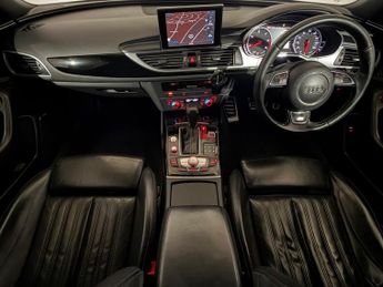 AUDI A6 2.0 TDI Ultra Black Edition 5dr S Tronic