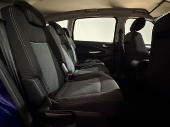 FORD S-MAX 2.0 TDCi 140 Zetec 5dr