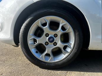 FORD FIESTA 1.25 Zetec 5dr [82]