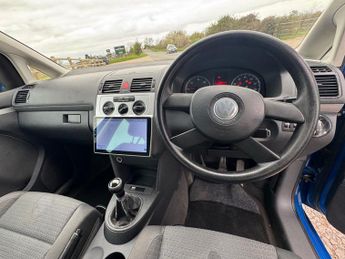 VOLKSWAGEN TOURAN 1.9 TDI PD SE 5dr [7 Seat]