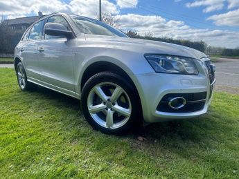 AUDI Q5 3.0 TDI Quattro S Line 5dr S Tronic