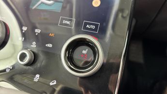 LAND ROVER RANGE ROVER VELAR 2.0 D200 MHEV SUV 5dr Diesel Auto 4WD Euro 6 (s/s) (204 ps)