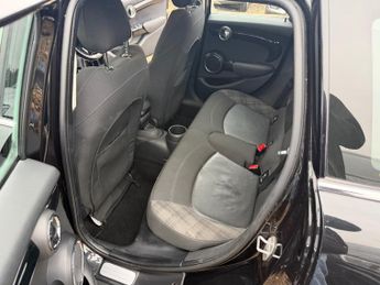 MINI HATCH 1.5 Cooper 5dr Auto