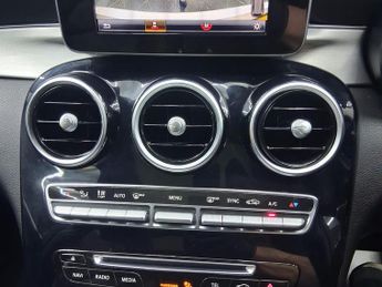 MERCEDES-BENZ C CLASS C220d Sport Premium 5dr 9G-Tronic