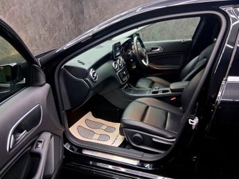 MERCEDES-BENZ A-CLASS A200d Sport Premium 5dr Auto