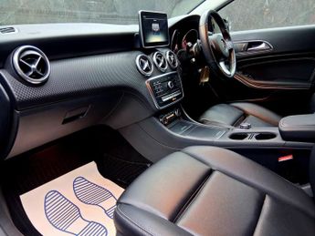 MERCEDES-BENZ A-CLASS A200d Sport Premium 5dr Auto