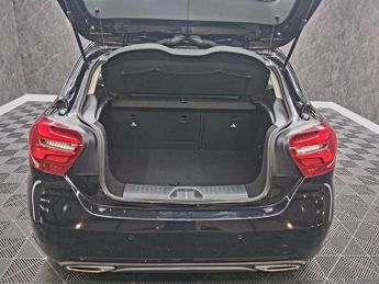 MERCEDES-BENZ A-CLASS A200d Sport Premium 5dr Auto