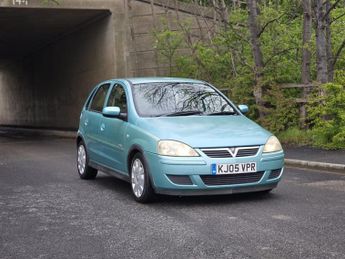 VAUXHALL CORSA 1.4i 16v Design Hatchback 5dr Petrol Automatic (a/c) (180 g/km 8