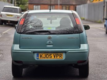 VAUXHALL CORSA 1.4i 16v Design Hatchback 5dr Petrol Automatic (a/c) (180 g/km 8
