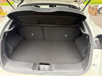NISSAN JUKE 1.0 DiG-T 114 N-Connecta 5dr Auto