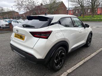 NISSAN JUKE 1.0 DiG-T 114 N-Connecta 5dr Auto