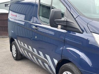 FORD TRANSIT CUSTOM 2.2 TDCi 125ps Low Roof Trend Van