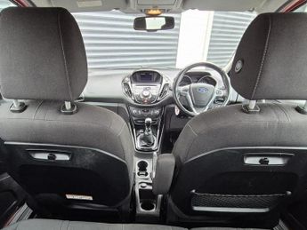 FORD B-MAX 1.6 TDCi Titanium 5dr