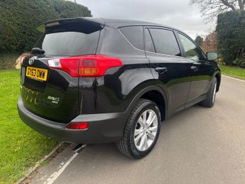 TOYOTA RAV4 2.2 D-CAT Icon 5dr Auto