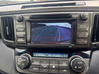 TOYOTA RAV4 2.2 D-CAT Icon 5dr Auto