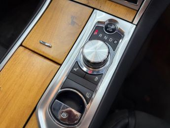 JAGUAR XF 2.2d [163] SE Business 4dr Auto