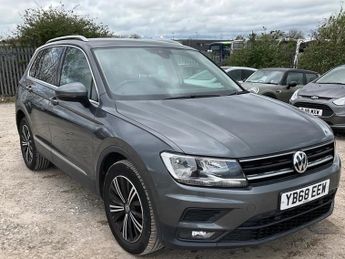 Volkswagen Tiguan 2.0 TDi 150 SE Nav 5dr ++ DAB / BLUETOOTH / ULEZ / CLIMATE ++