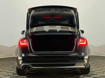 AUDI A6 2.0 TDI Black Edition 4dr Multitronic