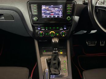 SKODA OCTAVIA 2.0 TDI CR vRS 5dr DSG