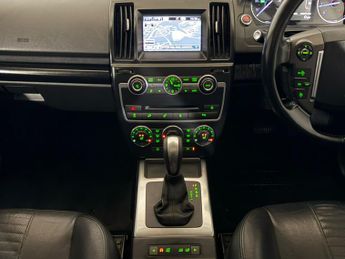LAND ROVER FREELANDER 2.2 SD4 Dynamic 5dr Auto