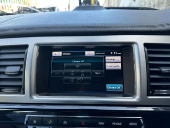 JAGUAR XF 3.0d V6 R-Sport 4dr Auto [Start Stop]