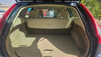 VOLVO XC60 D5 [205] SE Lux 5dr AWD Geartronic