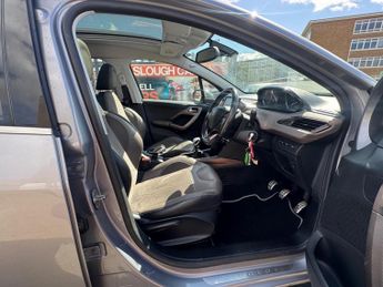 PEUGEOT 2008 1.6 e-HDi 115 Feline 5dr [Calima]