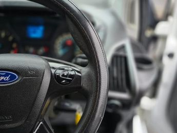 FORD TRANSIT CUSTOM 2.2 TDCi 100ps Low Roof Van