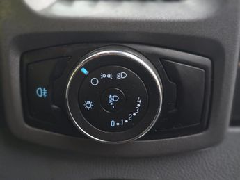 FORD TRANSIT CUSTOM 2.2 TDCi 100ps Low Roof Van