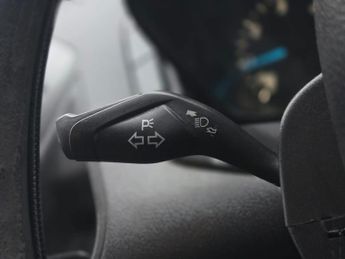 FORD TRANSIT CUSTOM 2.2 TDCi 100ps Low Roof Van