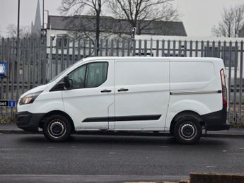 FORD TRANSIT CUSTOM 2.2 TDCi 100ps Low Roof Van