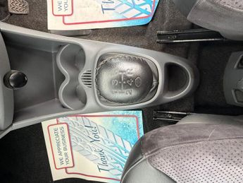 TOYOTA AYGO 1.0 VVT-i Platinum 3dr