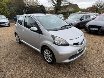 TOYOTA AYGO 1.0 VVT-i Platinum 3dr