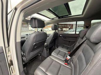 VOLKSWAGEN TOURAN 1.4 TSI DSG AUTOMATIC