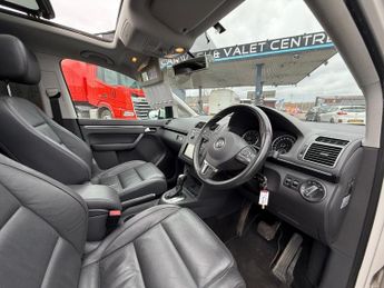 VOLKSWAGEN TOURAN 1.4 TSI DSG AUTOMATIC