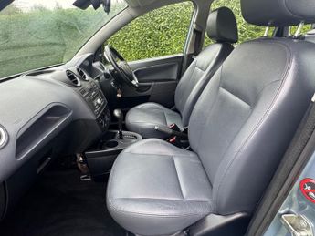 FORD FIESTA 1.6 Ghia 5dr Auto