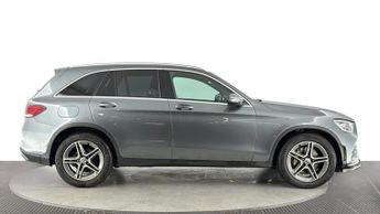 MERCEDES-BENZ GLC 2.0 GLC300 MHEV AMG Line SUV 5dr Petrol G-Tronic+ 4MATIC Euro 6 