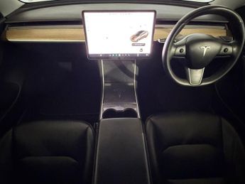TESLA MODEL 3 Long Range AWD 4dr Auto