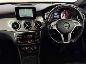 MERCEDES-BENZ GLA GLA 220 CDI 4Matic AMG Line 5dr Auto [Pre Plus]