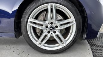 MERCEDES-BENZ E CLASS 2.0 E220d AMG Line (Premium) Saloon 4dr Diesel G-Tronic+ Euro 6 