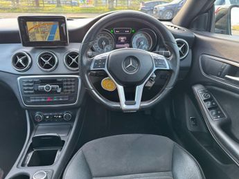 MERCEDES-BENZ CLA CLA 220 CDI AMG Sport 4dr Tip Auto