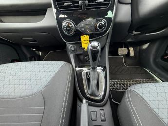 RENAULT CLIO 1.2 AUTOMATIC