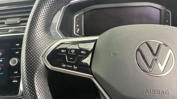 VOLKSWAGEN TIGUAN 1.5 TSI R-Line SUV 5dr Petrol DSG Euro 6 (s/s) (150 ps)