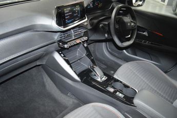 PEUGEOT E-208 100kW Active 50kWh Auto ONLY 12000 MILES