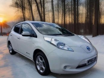 NISSAN LEAF 80kW Tekna 30kWh 5dr Auto