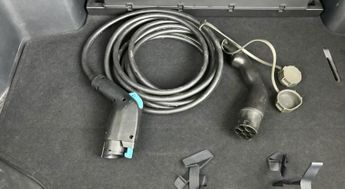 NISSAN LEAF 80kW Tekna 30kWh 5dr Auto