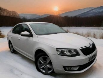 Skoda Octavia 1.6 TDI CR Elegance 5dr