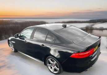 JAGUAR XE 2.0d [180] R-Sport 4dr Auto AWD