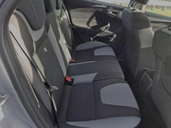 FORD FOCUS 2.0 TDCi Titanium 5dr Powershift